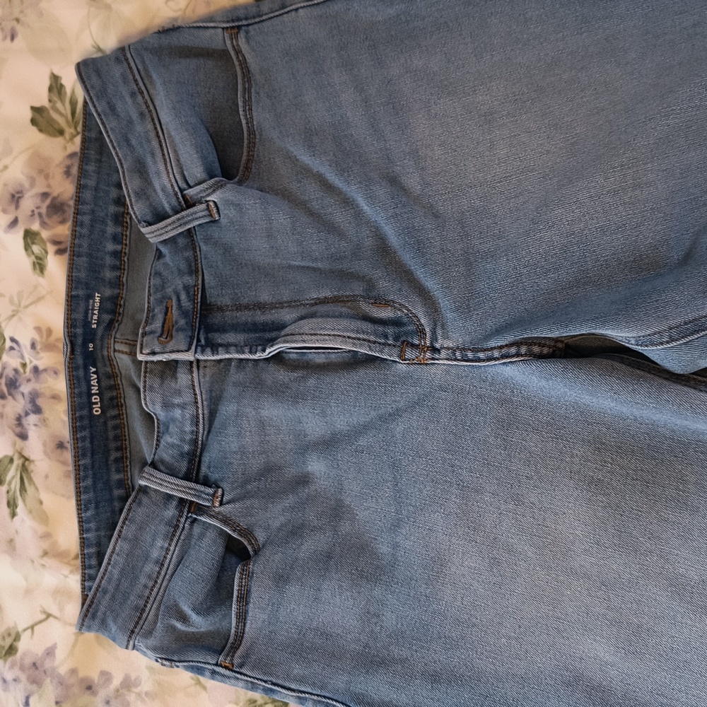 Old Navy High-Rise Straight Light Wash Jeans, US size 10